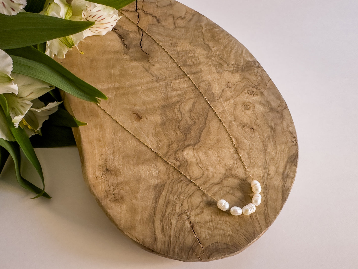 Inner Pearls Necklace